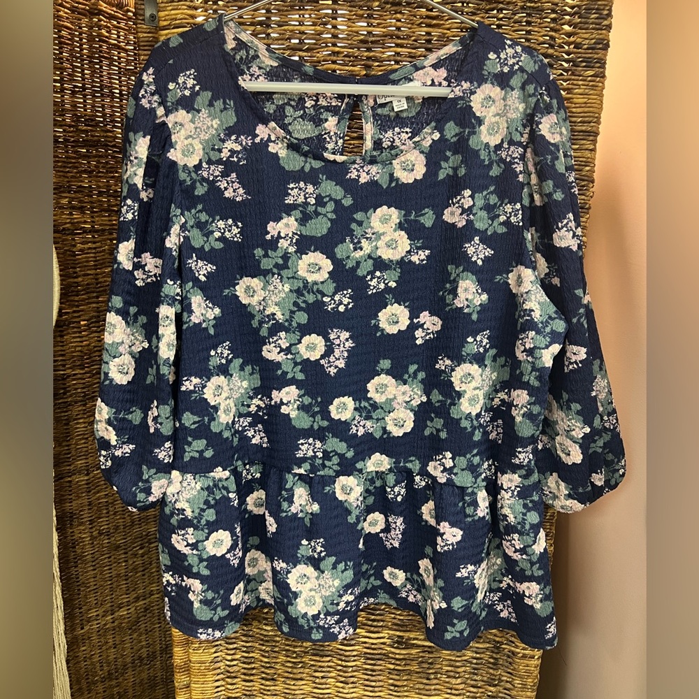 Ophelia‎ Rose- Floral shirt, Size: 1X, Pre-Owned